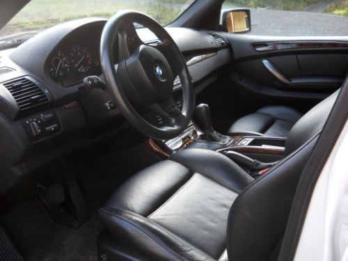 2004 BMW X5 4.4i Sport Utility 4-Door 4.4L Classic Alpine White & Black Leather, US $17,400.00, image 6