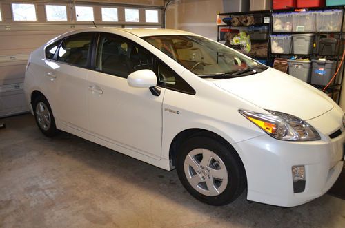 2010 toyota prius iv hatchback 4-door 1.8l