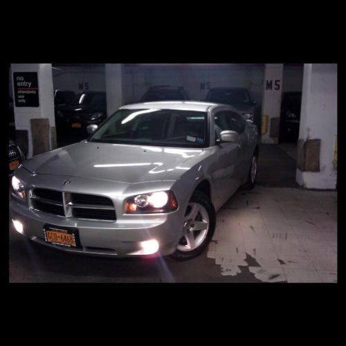 2010 dodge charger sxt sedan 4-door 3.5l