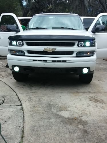 2004 chevrolet suburban 1500 z71 4x4