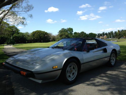 Ferrari 308 gtsi  very clean