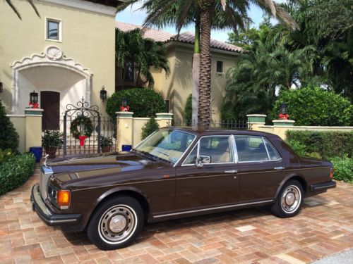 Exceptional 28,000, 1 owner rolls royce silver spirit