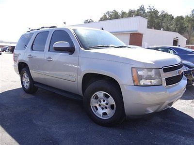 Chevrolet tahoe lt 4 dr suv automatic 5.3l v8 sfi silver birch metallic