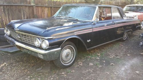 1962 ford galaxie z-code  rare 2-door club victoria. factory black/red