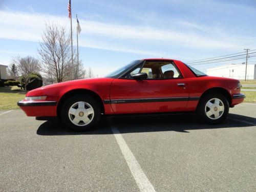 1989 buick reatta coupe 2-door 3.8l 32k original miles immaculate showroom cond