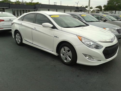 2011 hyundai sonata hybrid sedan 4-door 2.4l