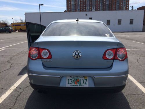 2006 volkswagen passat 2.0t sedan 4-door 2.0l
