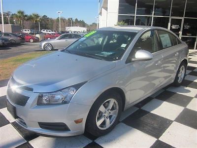 Sedan 32,000 miles 6 speed auto silver alloys 36 mpg hwy leather bluetooth cruis