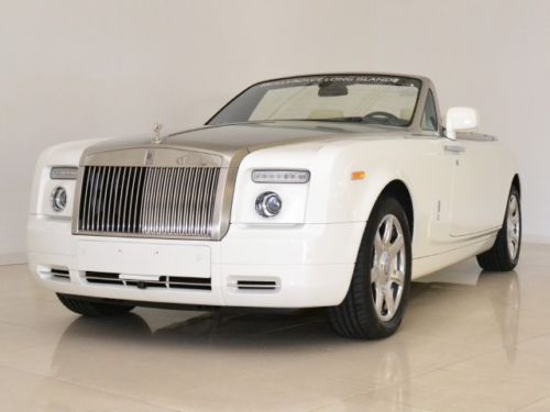 One Owner; Original MSRP $496,705; English White / Creme Light & Navy Blue, US $299,950.00, image 6