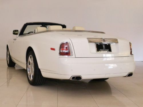 One Owner; Original MSRP $496,705; English White / Creme Light & Navy Blue, US $299,950.00, image 9
