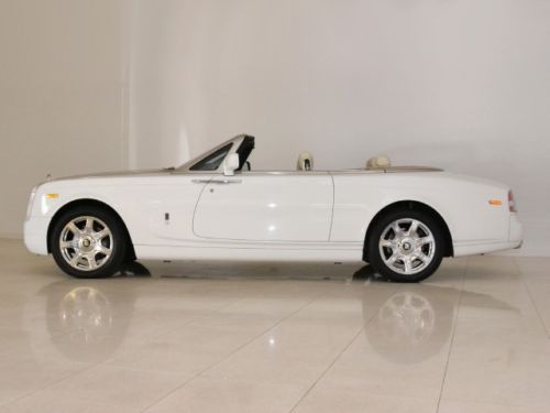 One Owner; Original MSRP $496,705; English White / Creme Light & Navy Blue, US $299,950.00, image 12
