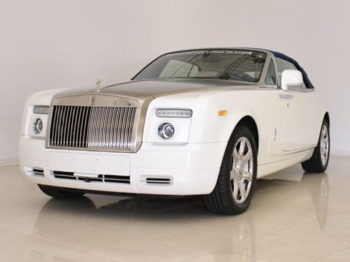 One Owner; Original MSRP $496,705; English White / Creme Light & Navy Blue, US $299,950.00, image 13