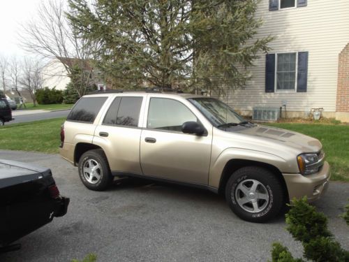 2006 chevy trail blazer ls, 4wd, 4.2 eng, gold, 99k miles