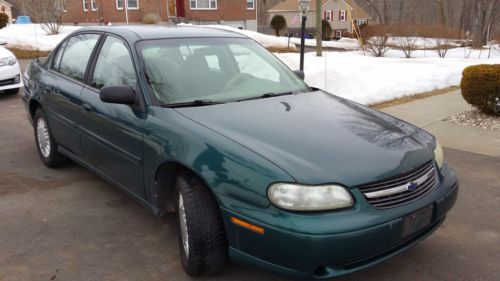 2000 chevrolet malibu base sedan 4-door 3.1l