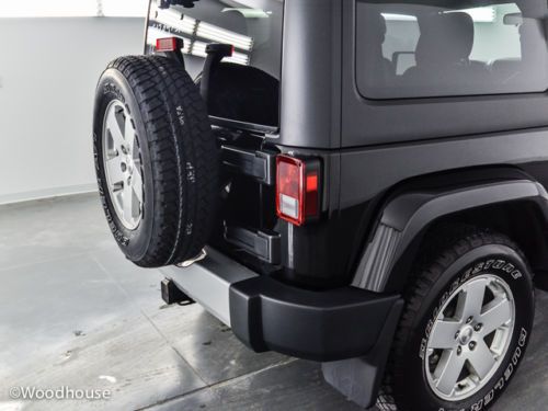 SUV 3.6L CD 4x4 Security System Keyless Entry 4WD manual transmission A/C ABS, image 11