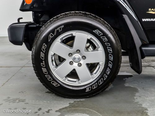 SUV 3.6L CD 4x4 Security System Keyless Entry 4WD manual transmission A/C ABS, image 30