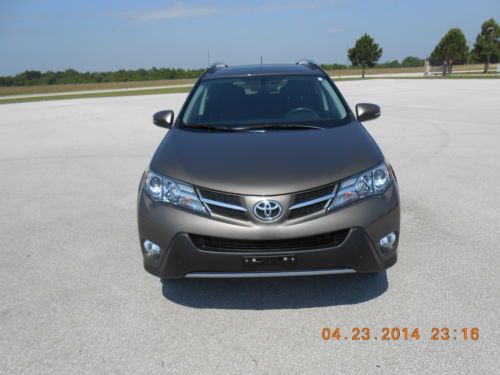 2013 Toyota RAV4 All Wheel Drive XLE 4X4, image 2