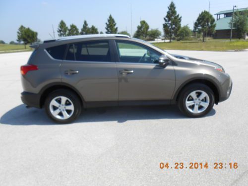 2013 Toyota RAV4 All Wheel Drive XLE 4X4, image 4