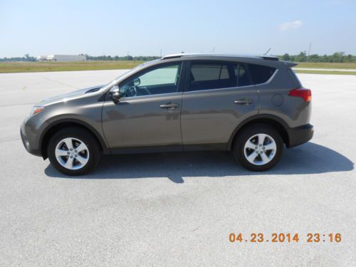 2013 Toyota RAV4 All Wheel Drive XLE 4X4, image 7