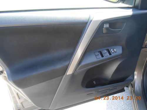 2013 Toyota RAV4 All Wheel Drive XLE 4X4, image 23