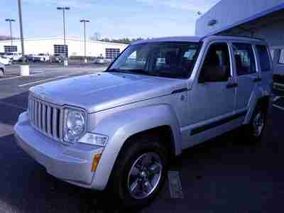Sport 3.7L 210 horsepower 3.7 liter V6 SOHC engine 4 Doors 4-wheel ABS brakes, image 3