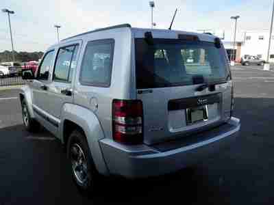 Sport 3.7L 210 horsepower 3.7 liter V6 SOHC engine 4 Doors 4-wheel ABS brakes, image 6