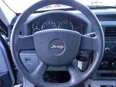 Sport 3.7L 210 horsepower 3.7 liter V6 SOHC engine 4 Doors 4-wheel ABS brakes, image 18