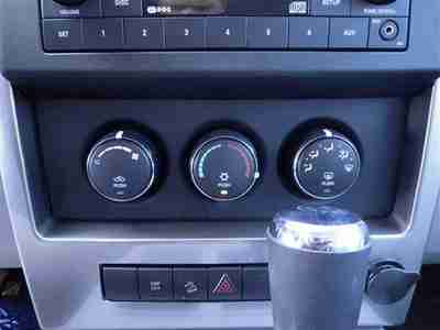 Sport 3.7L 210 horsepower 3.7 liter V6 SOHC engine 4 Doors 4-wheel ABS brakes, image 21