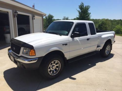 2001 ford ranger xlt 4.0l v6 4x4 - fully loaded &amp; garage kept