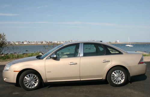 2008 4dr sedan