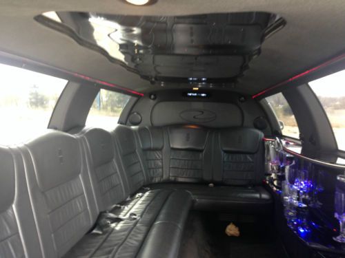 2000 Lincoln Town Car Base Limousine 4-Door 4.6L, image 5