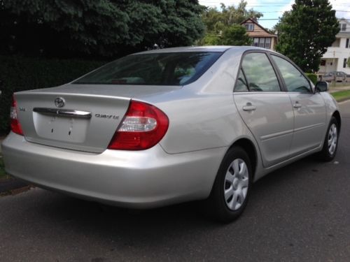 2002 toyota camry le sedan 4-door 2.4l