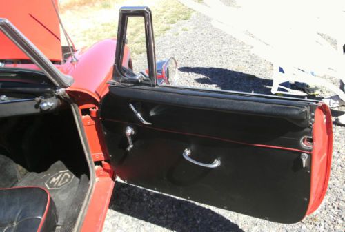 1965 MGB Roadster,  chrome bumpers, image 9