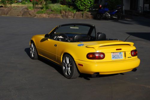 Supercharged 1992 mazda miata: mint condition,  low miles