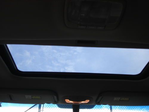 LOW MILE - LX V6 - SEQUENTIAL SPORT SHIFT - LEATHER - SUNROOF - CARRIAGE TOP!, image 25