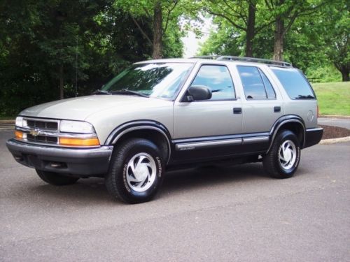 2000 chevrolet blazer lt 4x4, extra clean, loaded, must see, great deal
