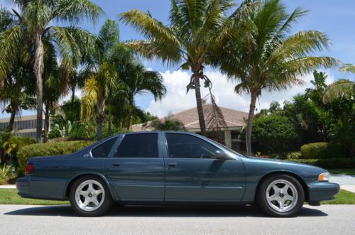 1996 chevrolet impala ss super sport mint condition 20,144 miles dark green