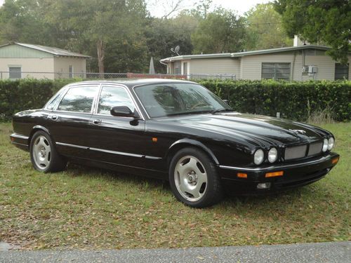 1995 jaguar xjr base sedan 4-door 4.0l black