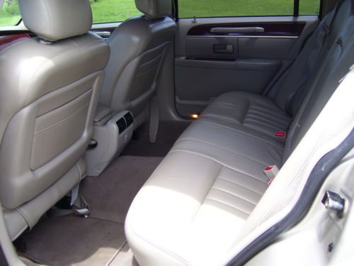 lincoln town car, image 13