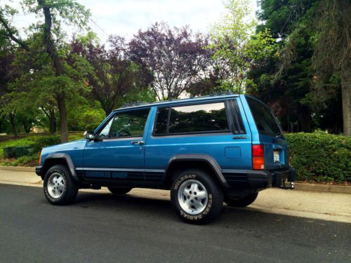 1987 jeep cherokee chief 69,000 original miles, 4x4, 2dr, 4cyl