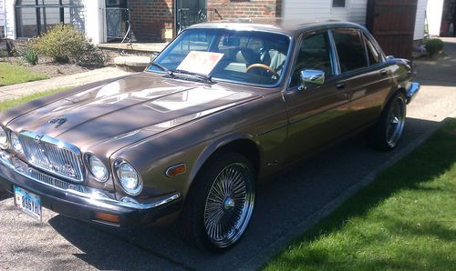 1987 jaguar vanden plas