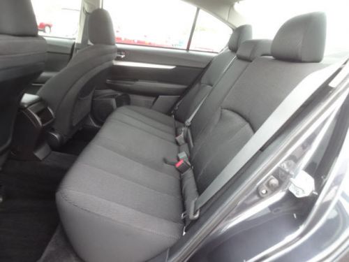 2011 subaru legacy 2.5i