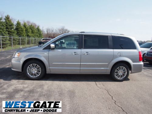 2014 chrysler town & country touring-l