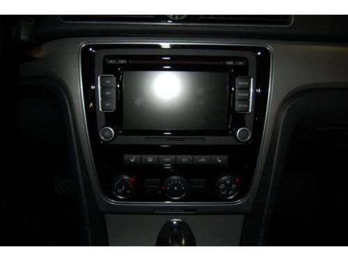 2014 volkswagen passat 2.5l se