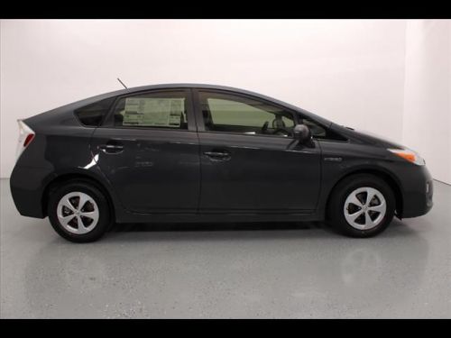 2014 toyota prius two