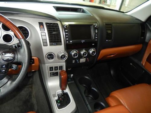 4WD SUV 5.7L Navigation Platinum Sun Roof Rear DVD/Blu Ray Heated/Cooled Leather, image 15