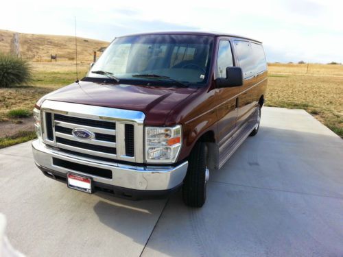 2008 ford e-350 xlt super duty 12 passenger van - loaded