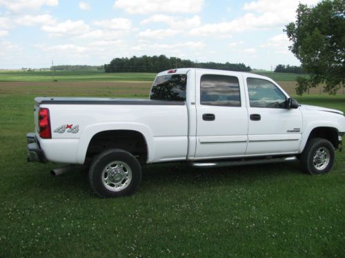 2003 chevy 2500hd 6.6l duramax diesel 4x4 auto lt !!