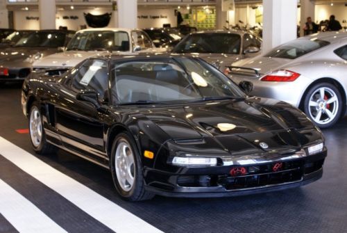 Black on black 1991 acura nsx