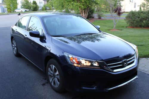 Excellent condition slightly used 2013 honda accord sedan